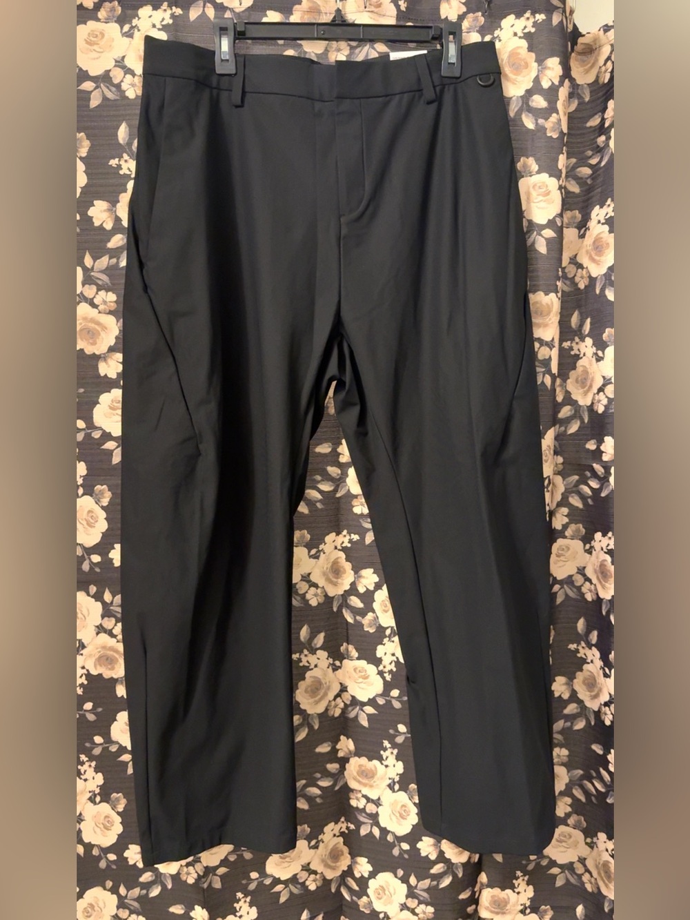 Nike 24.7 Perfect Stretch Men’s Dri-FIT UV Loose Fit Utility Pants 34X30 NWT